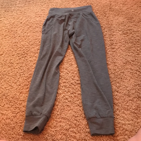 Athleta salutation grey heather joggers - Picture 2 of 8